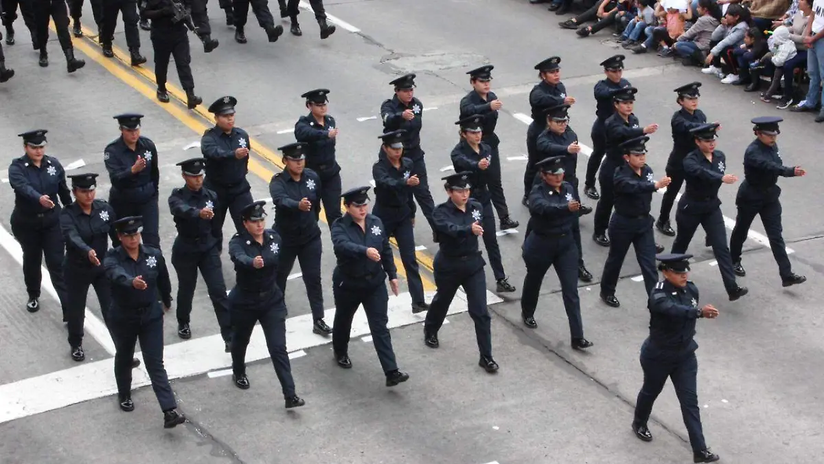 ASPECTOS GENERALES DESFILE (MLM) 2